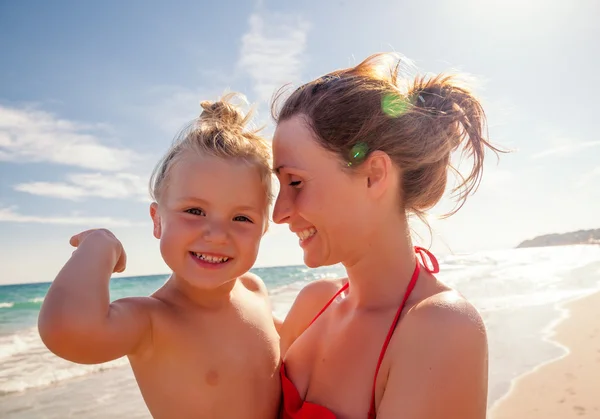 Verano soleado en la playa — Foto de Stock