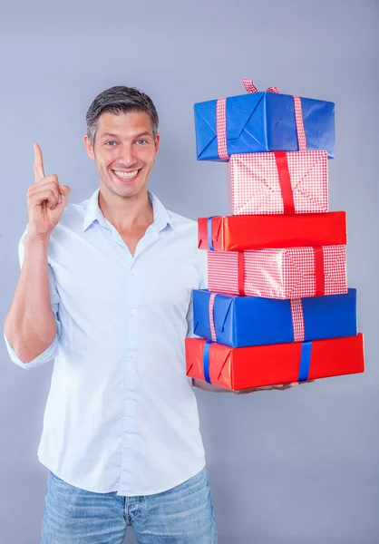 Leveren uw online gekocht geschenken — Stockfoto