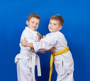 Judo teknikleri iki sporcular yetiştirmek
