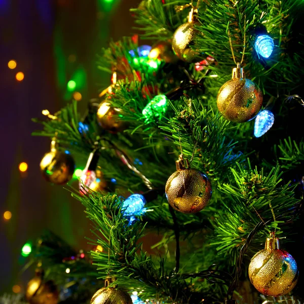 Green Decorated Christmas Tree Close — Stock Photo, Image