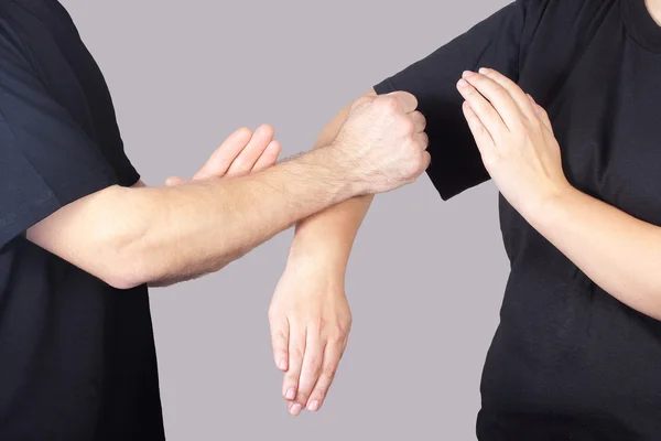 İki sporcu teknikleri Wing Chun Kung Fu performans