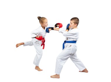 Çocuk elleri bindirmeleri ile yumruk el dayak