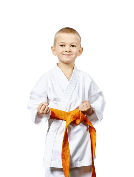 En el estante de la estancia de karate es pequeño atleta — Foto de Stock