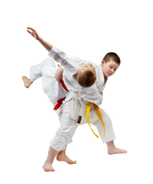 In judogi sportsmen are training throws — Stock Photo, Image