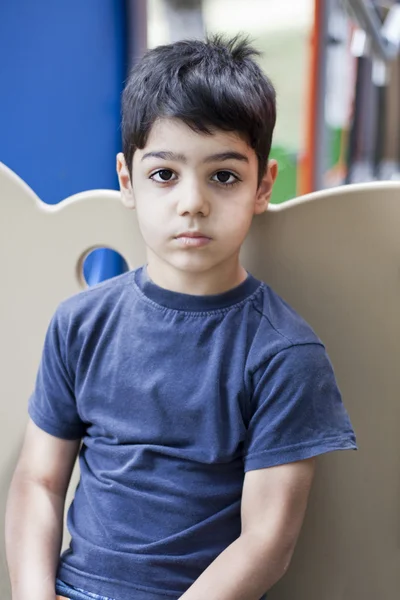 Küçük çocuk portresi