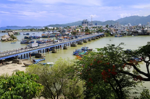 Pueblo del río — Foto de Stock