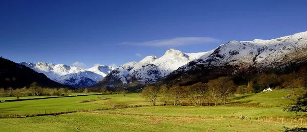 Neve sulle cascate — Foto Stock