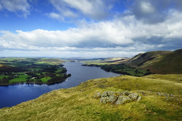 Nördliches Ullswater und Fells — Stockfoto