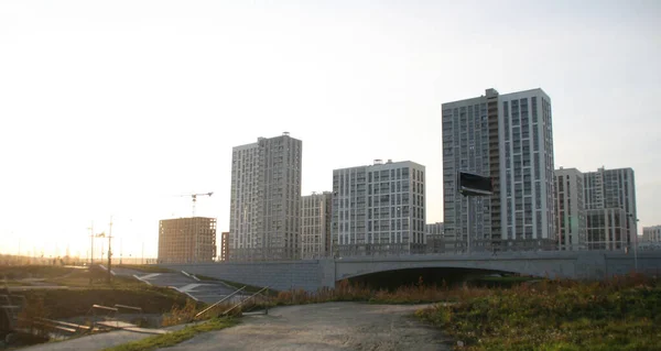 Modernos Edificios Residenciales Gran Altura Rusia Fondo Inmobiliario Concepto Mercado — Foto de Stock