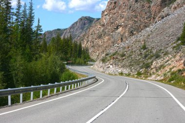 Altai, Rusya 'daki dağlara giden yol. Seyahat kutsallığı, yol, yolculuk