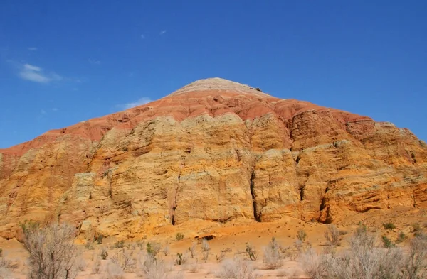 Montanhas Aktau Nascer Sol Bela Paisagem Montanhas Coloridas Deserto Reserva — Fotografia de Stock