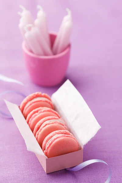 Pink macarons in a box — Stock Photo, Image