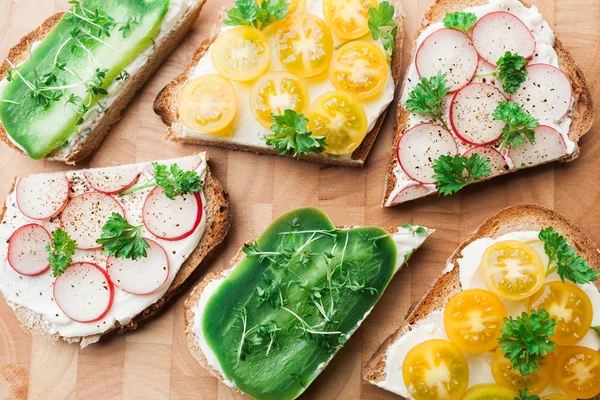 Sandwiches vegetarianos frescos — Foto de Stock