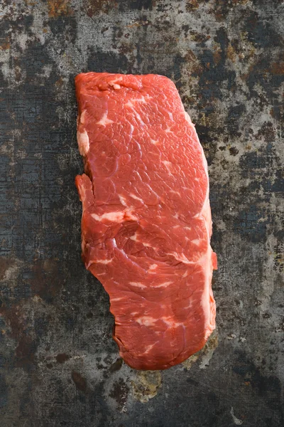 Uncooked rump steak — Stock Photo, Image