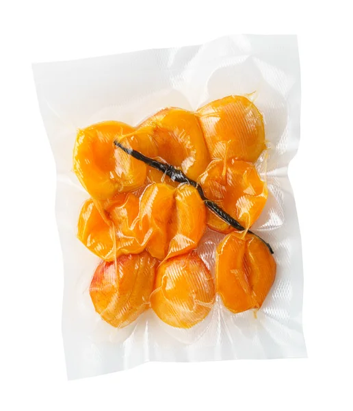 Vacuum sealed apricots — Stock Photo, Image
