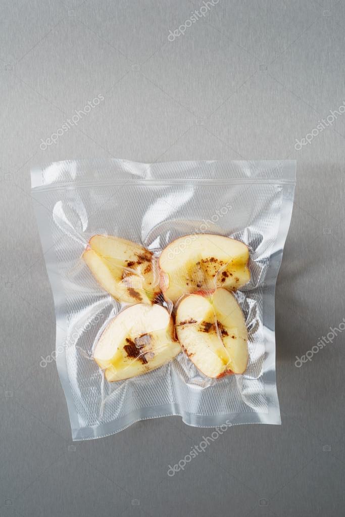 Vacuum sealed apples Stock Photo by ©ECoelfen 124575638