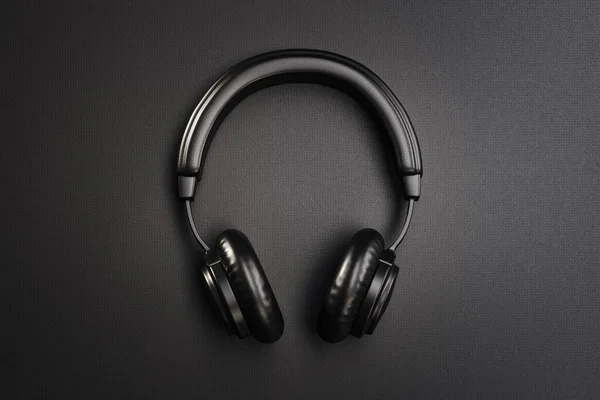 黑色耳机3D插图 — 图库照片