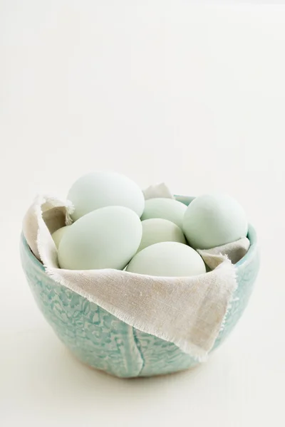 Eggs in a bowl — Stock Photo, Image