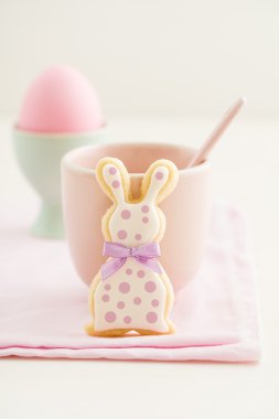 Paskalya tavşanı şeker kurabiye