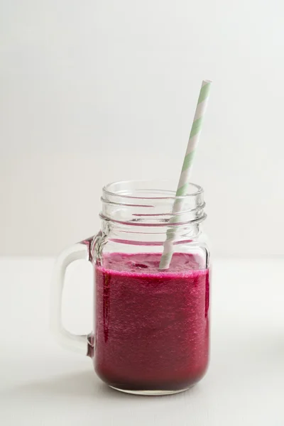 Smoothie em um copo — Fotografia de Stock