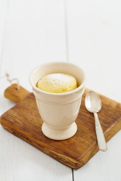 Vanilla mug cake — Stock Photo, Image