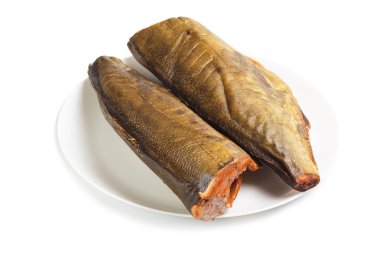 Plaka üzerinde soğuk füme uskumru