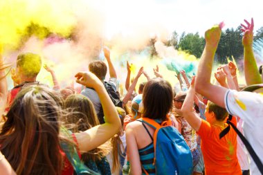 Hayır insanlar dans holi Festivali