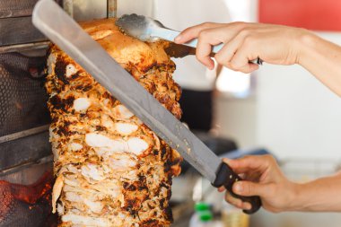 Shawarma et kesilmiş