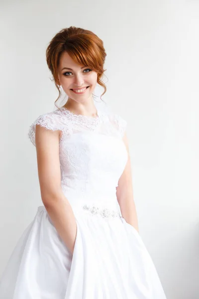 Portrait Bride Happy Toothy Smiling Face Beautiful Eyes Gentle Photo — Stock Photo, Image
