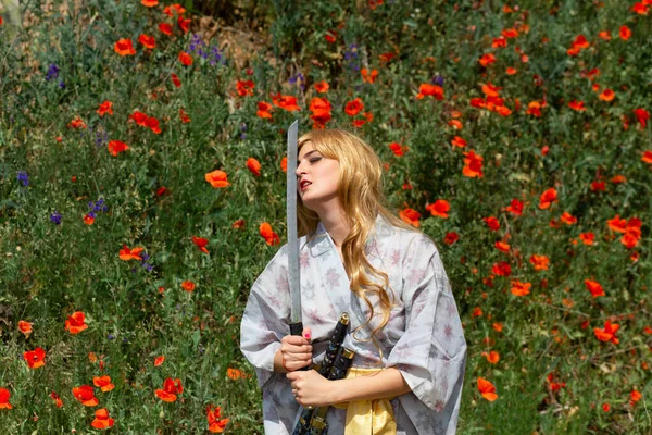 Young Asian Woman Traditional Kimono Trains Fighting Techniques Katana Sword — Stock Photo, Image