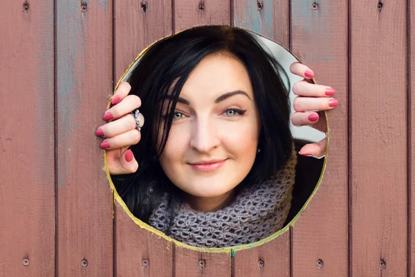 Modelo de moda bonita com cabelo preto — Fotografia de Stock