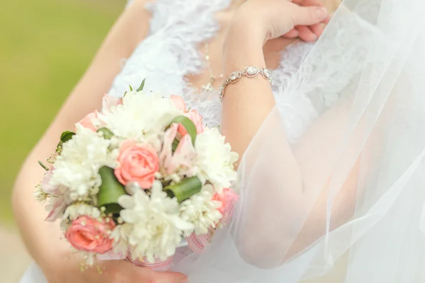 Beautiful wedding bouquet — Stock Photo, Image