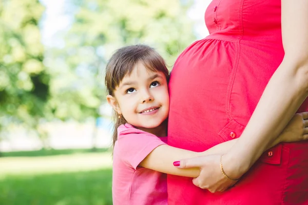 Happy family — Stock Photo, Image