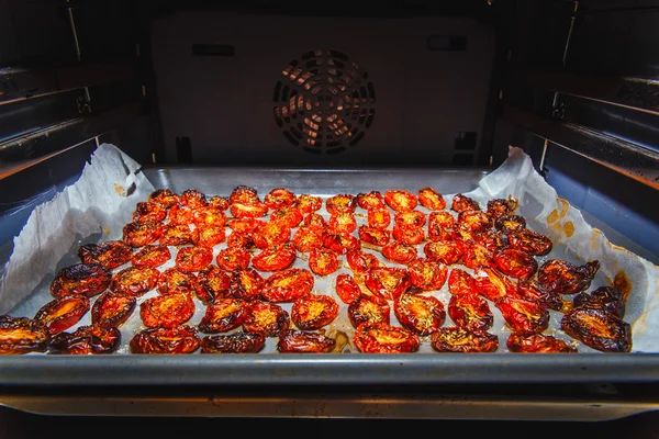 Cooking sun-dried tomatoes