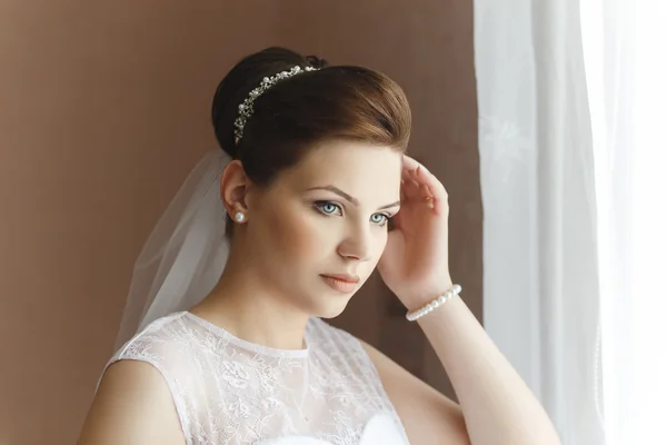 Portrait of lovely bride — Stockfoto