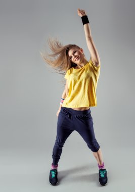 Zumba ftness dansçı