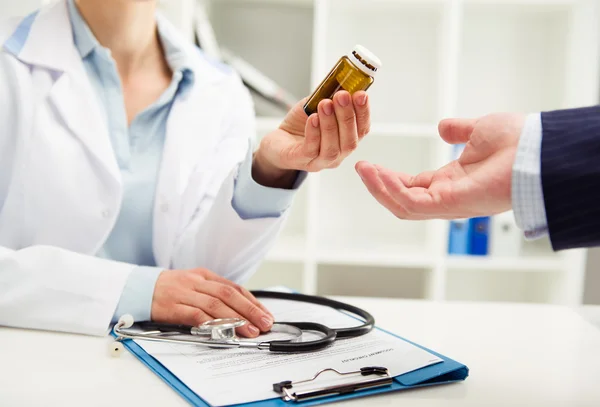 Dokter en patiënt — Stockfoto