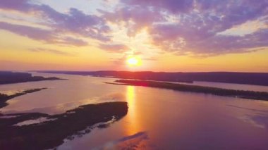 Nehir batımı havası