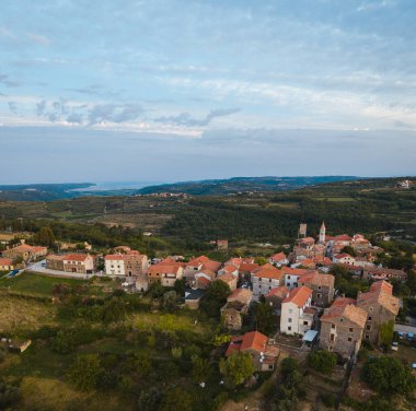 Avrupa köyü sabahı