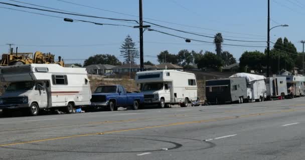 Los Ángeles Estados Unidos Mayo 2020 Creciente Número Vehículos Recreativos — Vídeo de stock