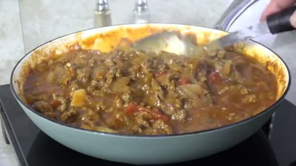 Simmering Ragù Carne Vicino — Video Stock