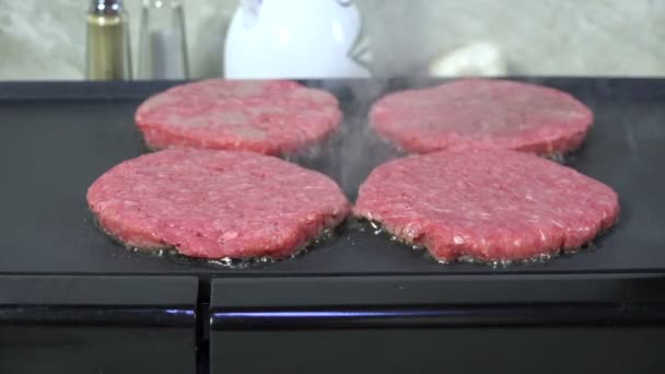 Hamburger Patties Sizzling Gratar — Videoclip de stoc