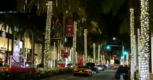 베버리 Usa 코로나 바이러스 격리로 버려진 로데오 드라이브의 아름다운 크리스마스 — 비디오