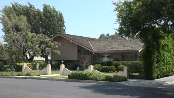 Los Angeles Usa Ιουλίου 2018 Σπίτι Που Χρησιμοποιήθηκε Στη Σειρά — Αρχείο Βίντεο