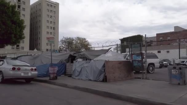 Los Angeles Usa April 2021 Tents Homeless Line Sidewalks Skid — Stock Video