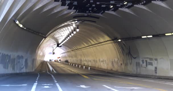 Slavný Second Street Tunnel Los Angeles Opuštěný Během Prosincové Koronavirové — Stock video