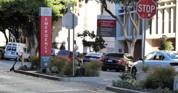 Los Angeles Usa Diciembre 2020 Señal Entrada Emergencia Hospital Dignity — Vídeos de Stock