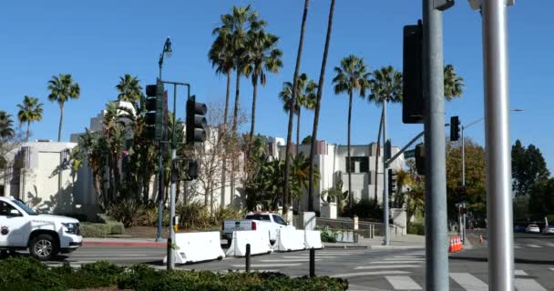 美国加利福尼亚州贝弗利山庄 2020年1月20日 贝弗利山文娱中心周围的街道在就职典礼当天被封锁 — 图库视频影像
