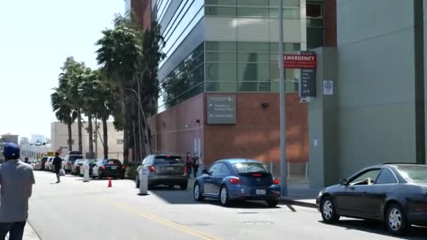 Los Angeles Verenigde Staten April 2021 Auto Wachten Vaccins Het — Stockvideo