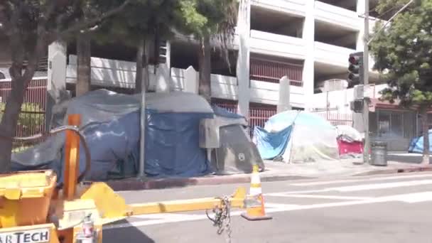 Los Angeles Kalifornia Usa Kwietnia 2021 Namioty Bezdomnych Linii Chodników — Wideo stockowe